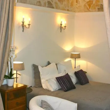 Mougins Village Lets Niza